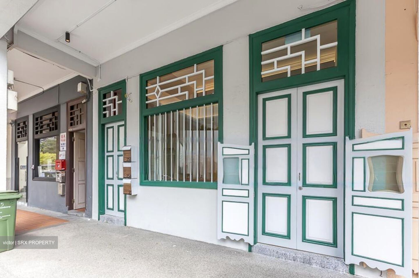 Chinatown Complex (D1), Shop House #573418601